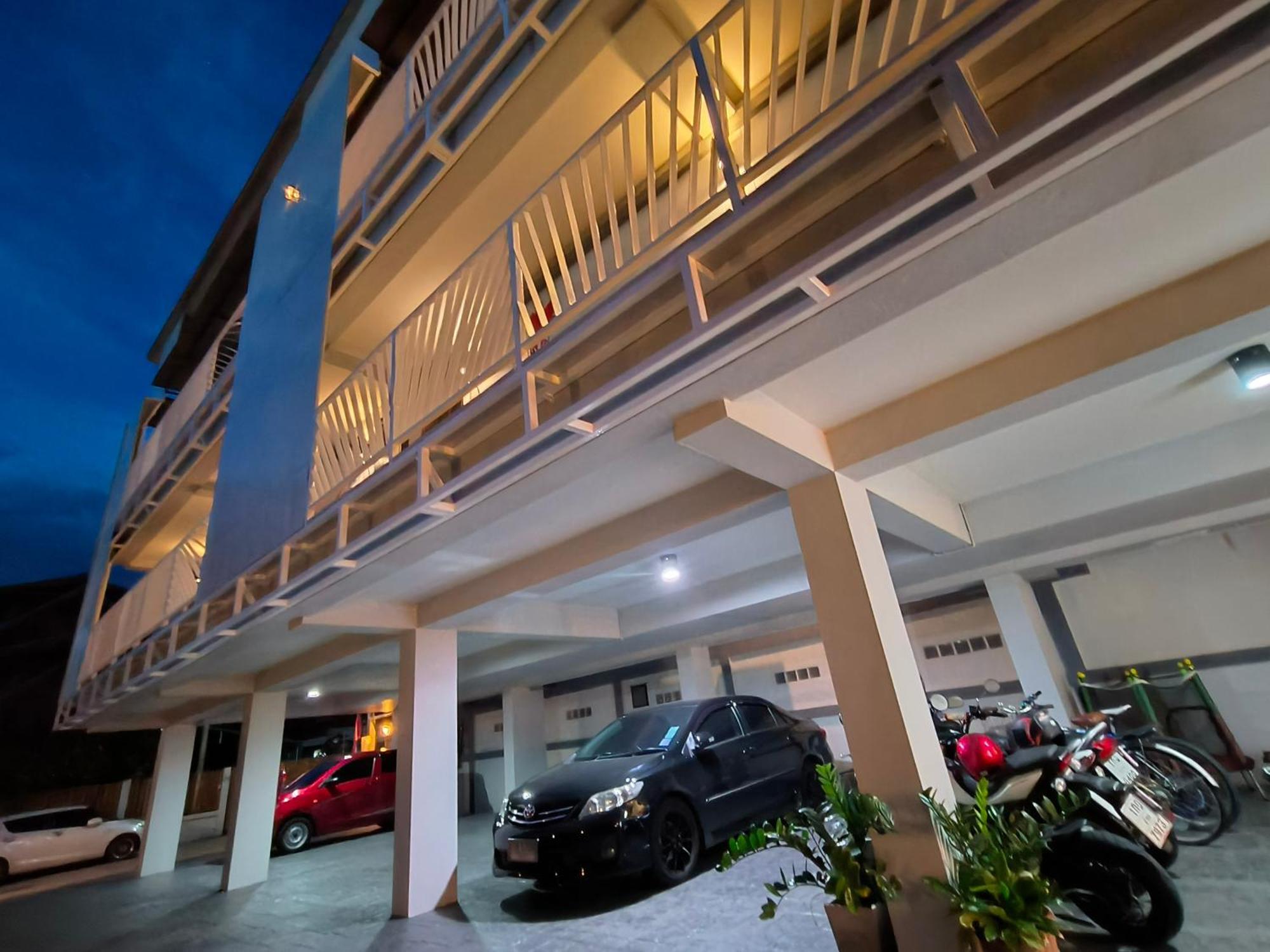 Le Neuf Nakorn Lampang Hotel Eksteriør billede